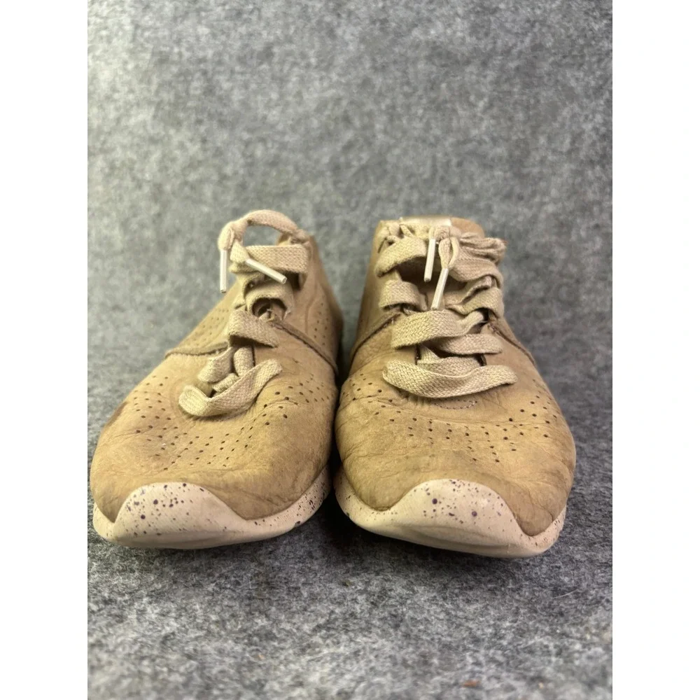 UGG tye stardust
